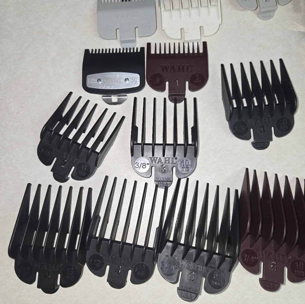 Professional Wahl Senior Black Clipper with Guards